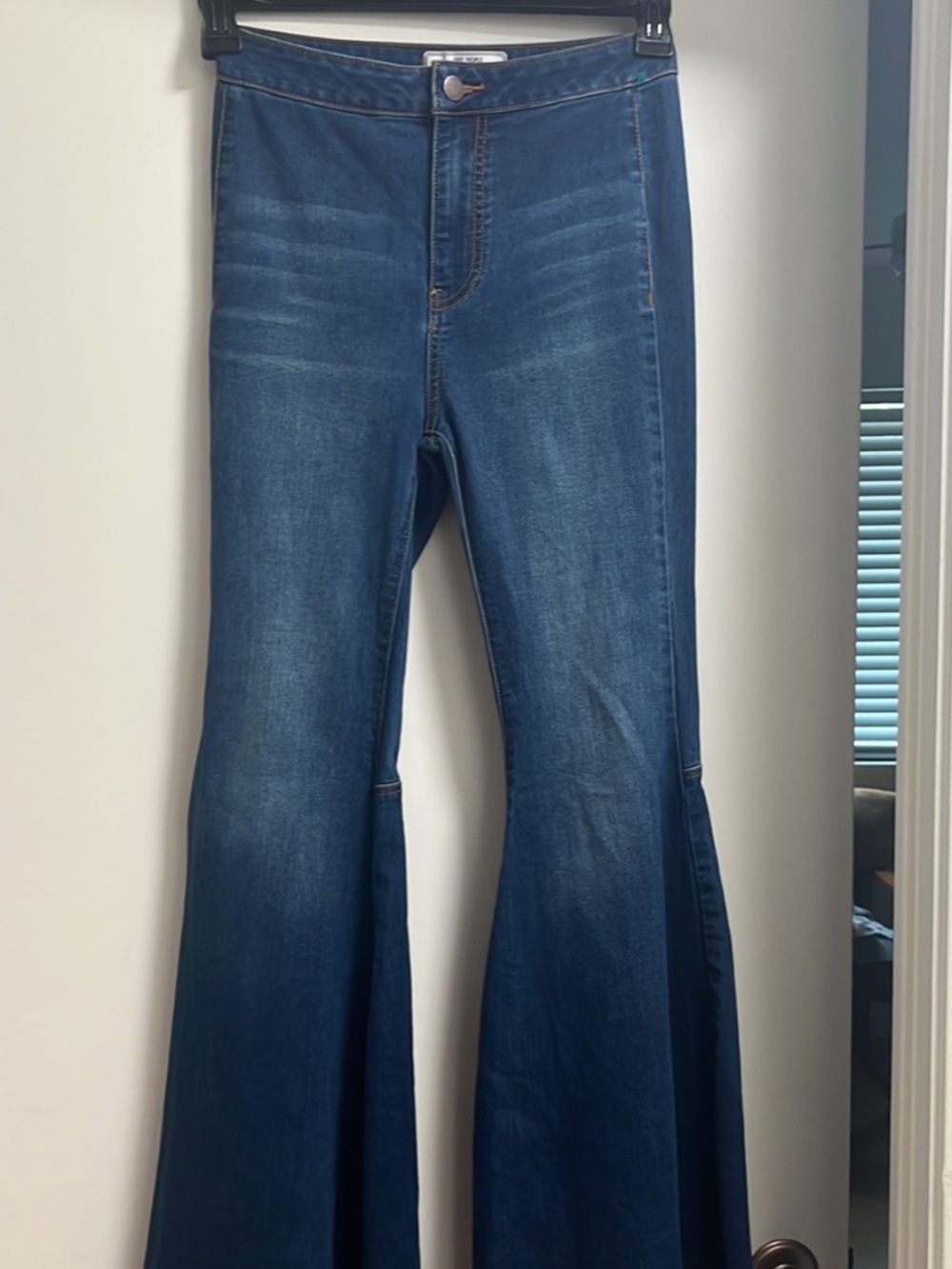 Free People Denim Bellbottoms sz 25